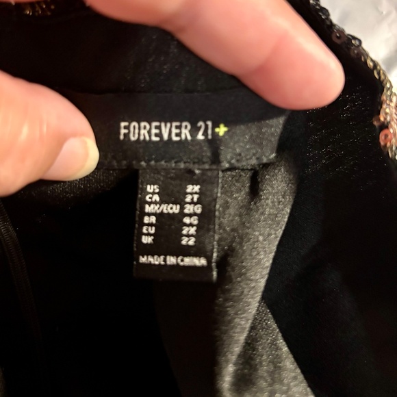 Forever 21+ Sequin Dress - Picture 8 of 10